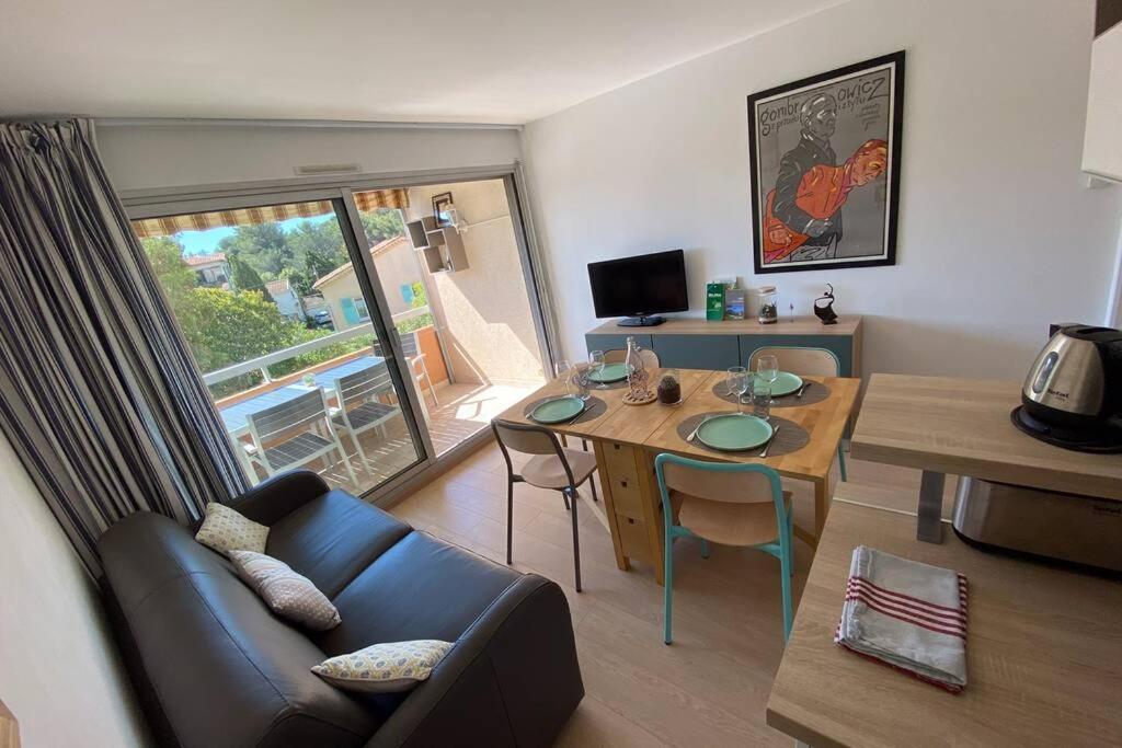 St-raphael - Joli T1 Au Port De Santa-lucia Apartment *